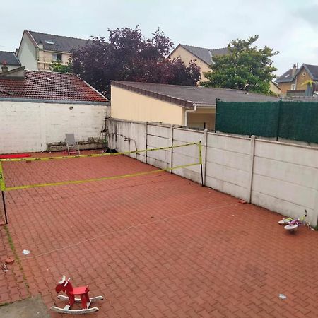 Maison Et Appartement La Courneuve Zewnętrze zdjęcie
