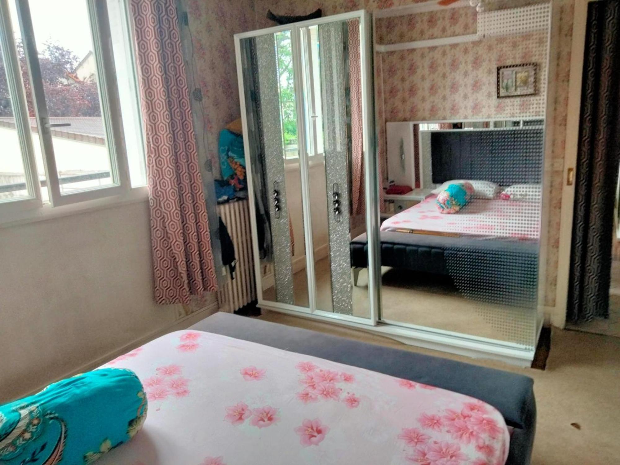 Maison Et Appartement La Courneuve Zewnętrze zdjęcie