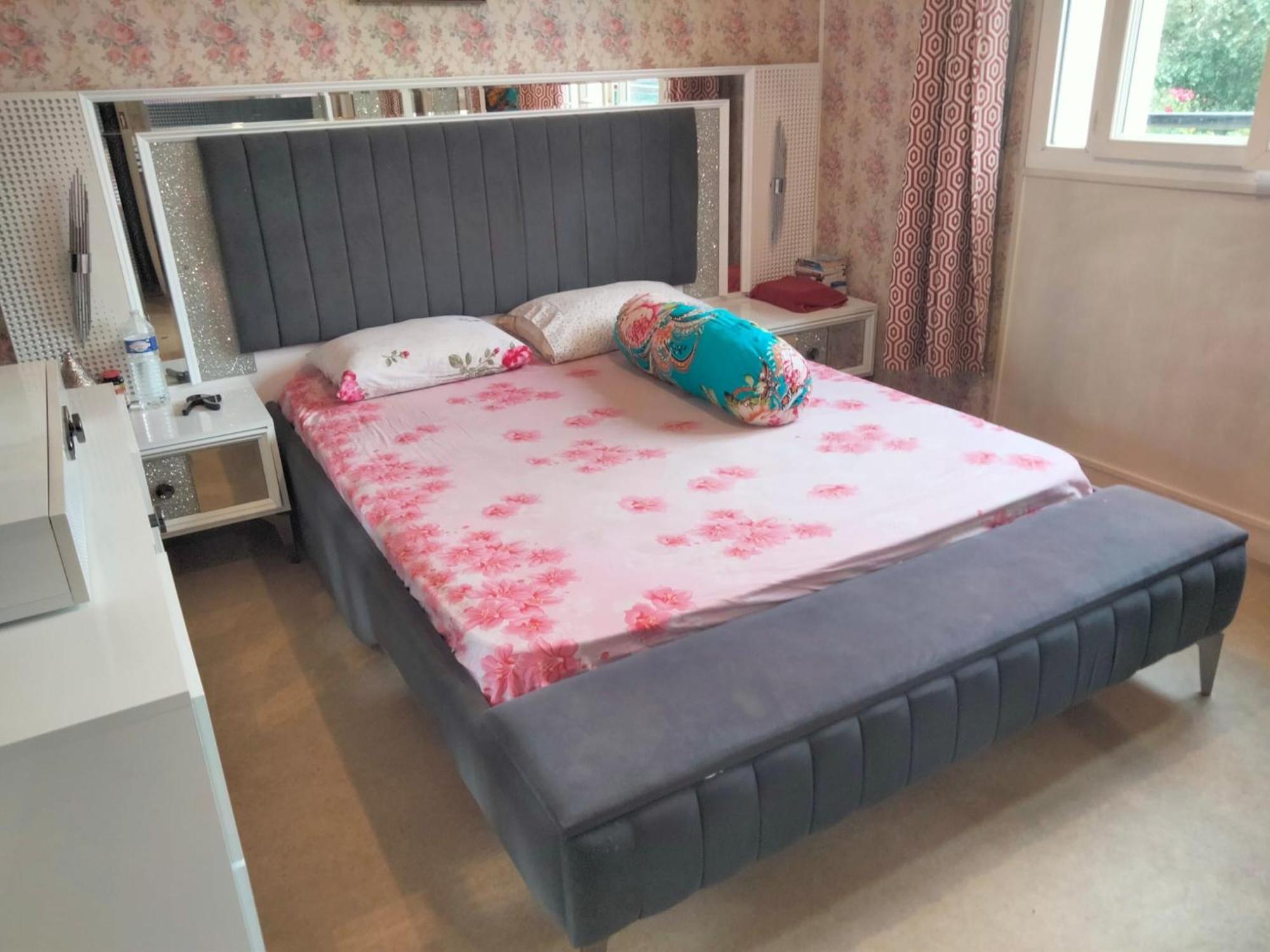 Maison Et Appartement La Courneuve Zewnętrze zdjęcie